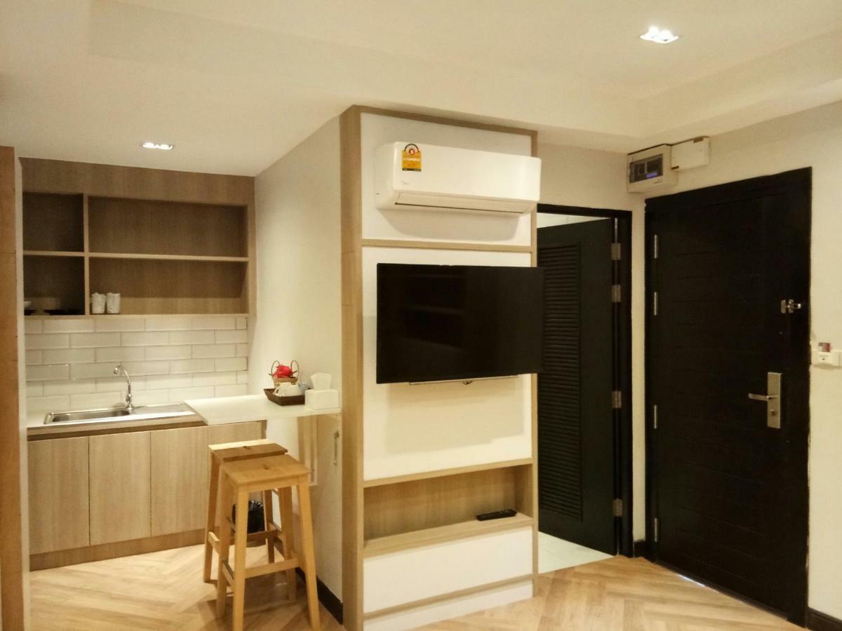 168 Studio Hotel Ubon Ratchathani Exterior photo